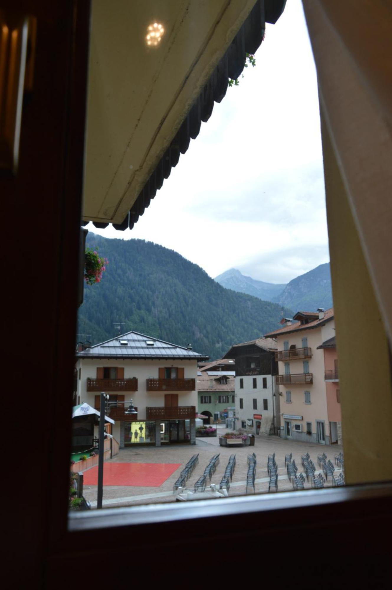 Hotel Wanda Pinzolo Exterior foto